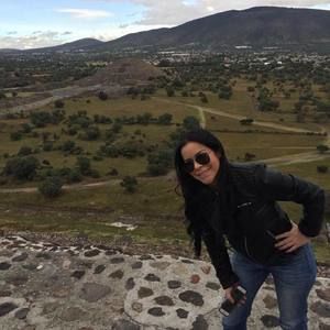 Meet your Posher, Gabriela